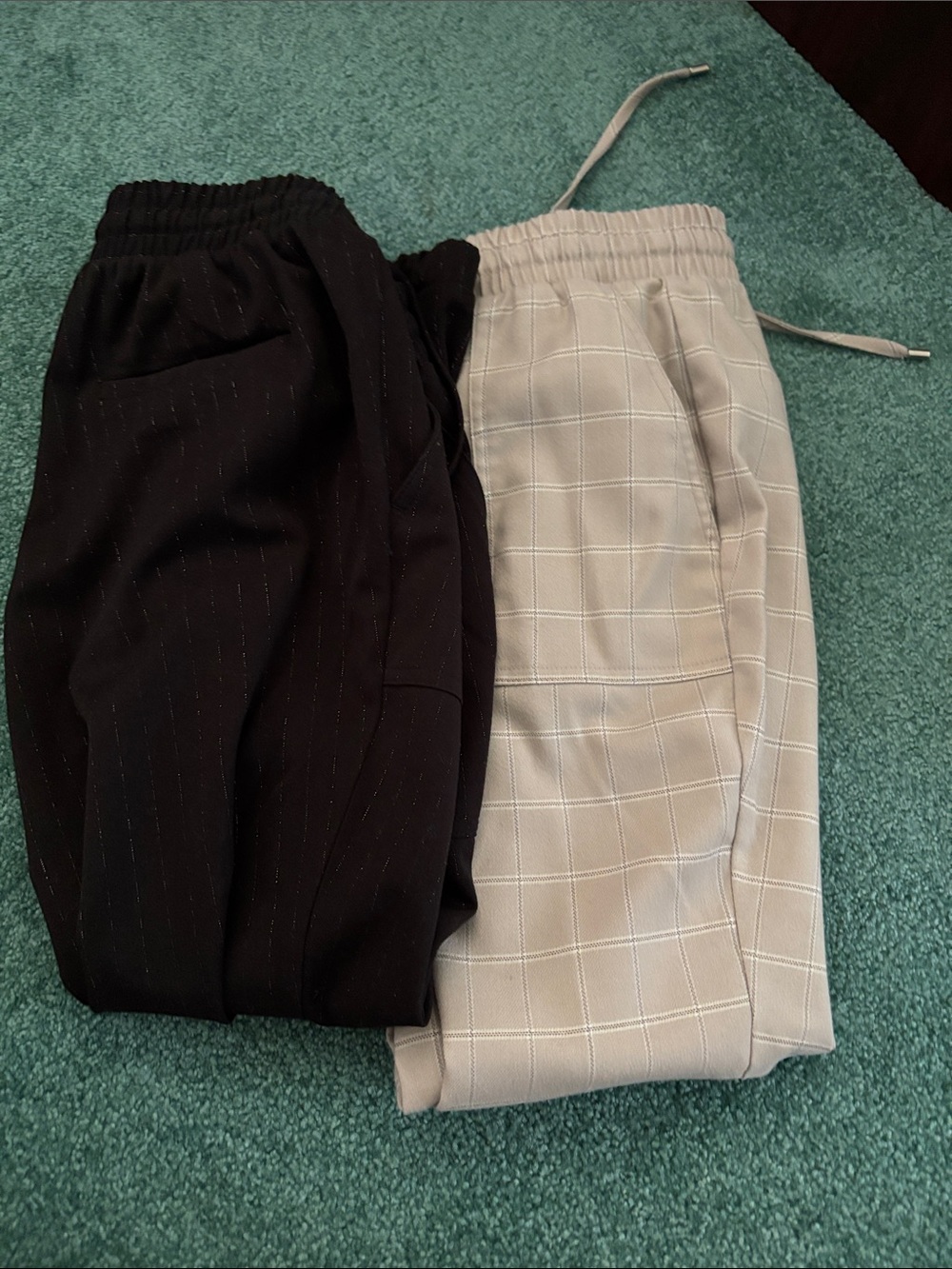 Nine West XSS Jogger Pants Bundle 2 Pair Khaki Plaid &Black Silver Pinstripe EUC